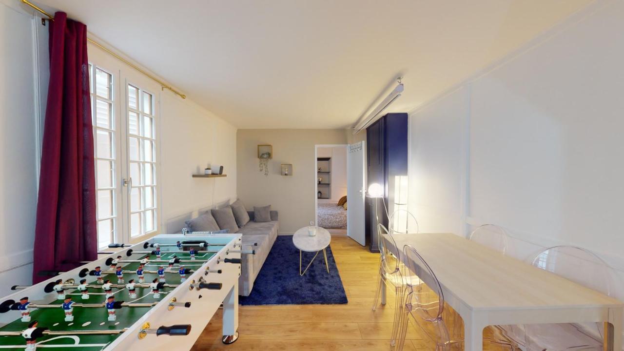 Duplex Entre La Cathedrale Et La Basilique Apartment Reims Exterior foto